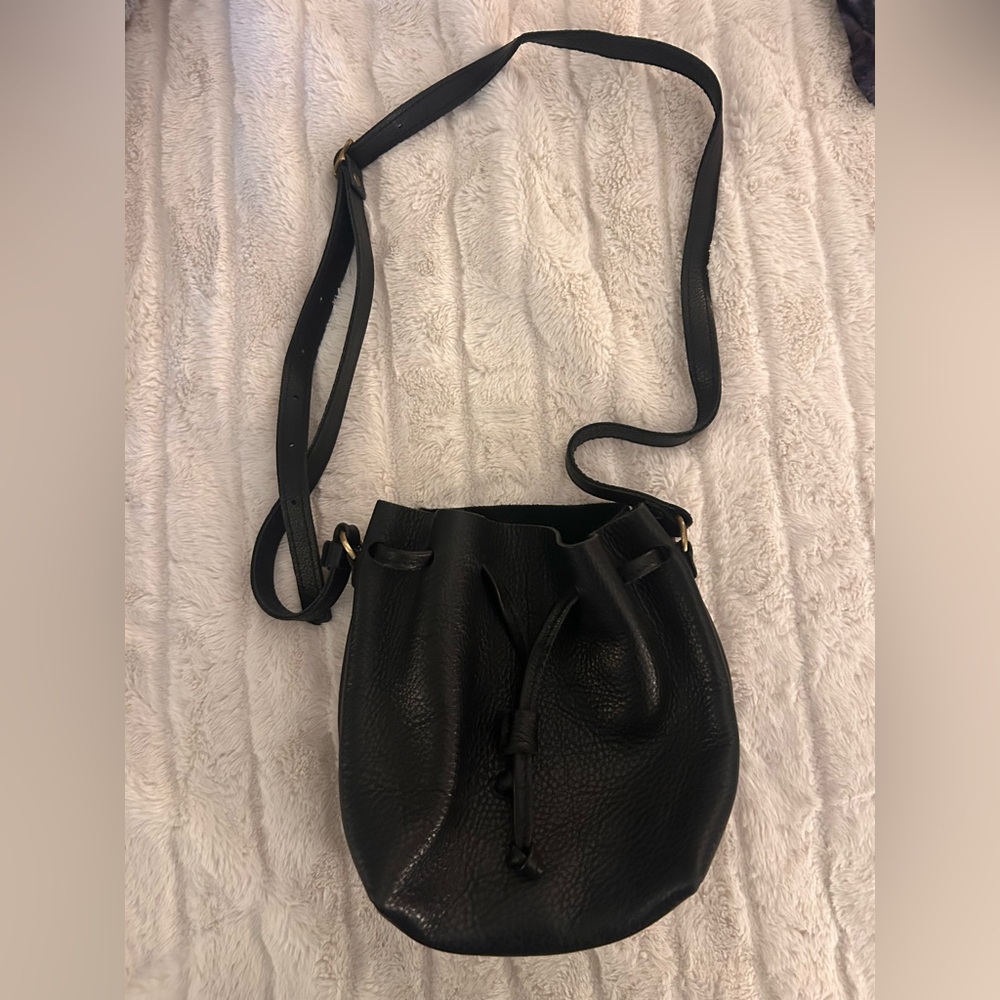 Portland Leather Bucket Bag